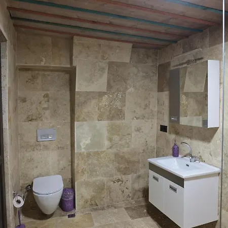 Szálloda Stone Owl & Restaurant 3*