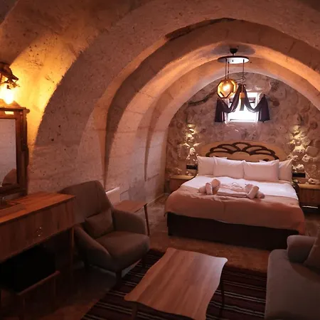 Hotel Stone Owl & Restaurant