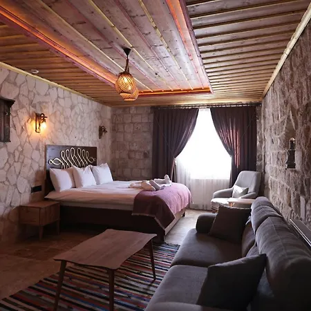 Stone Owl & Restaurant Üçhisar