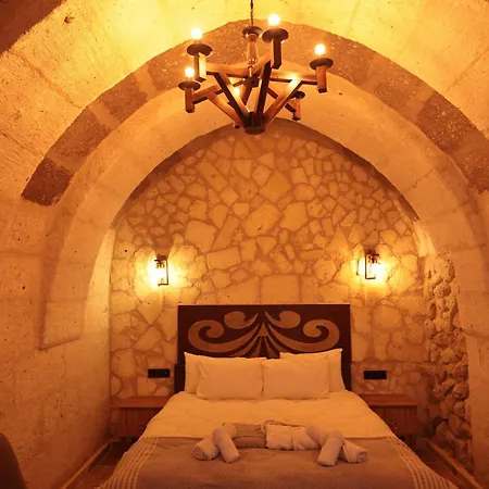 Stone Owl & Restaurant Hotel 3*