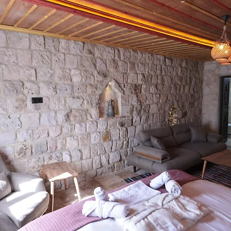 Stone Owl & Restaurant Hotel Üçhisar