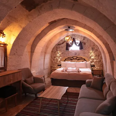 Stone Owl & Restaurant Hotel