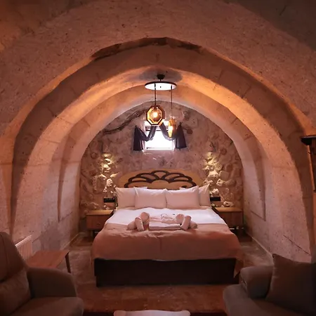 Stone Owl & Restaurant