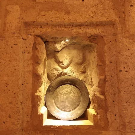 Stone Owl & Restaurant 3*