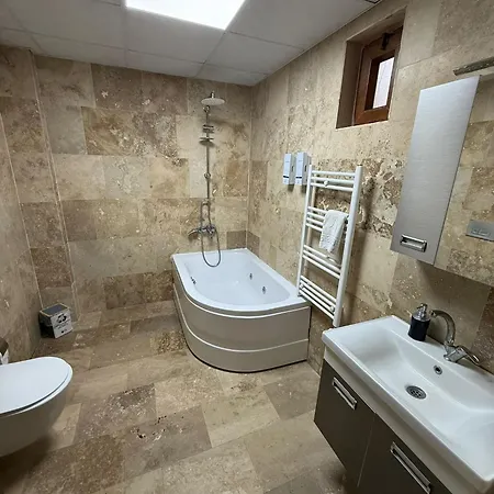 Stone Owl & Restaurant 3* Üçhisar