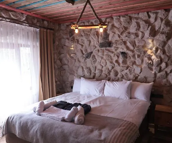 Szálloda Stone Owl & Restaurant