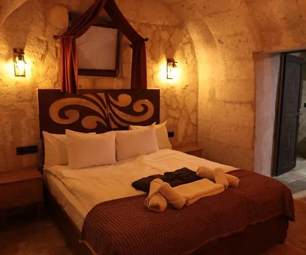 Stone Owl & Restaurant Szálloda 3*