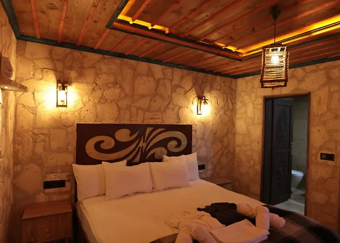 Stone Owl & Restaurant 3*