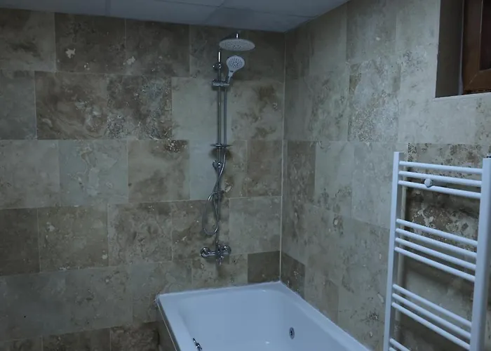 Stone Owl & Restaurant Üçhisar